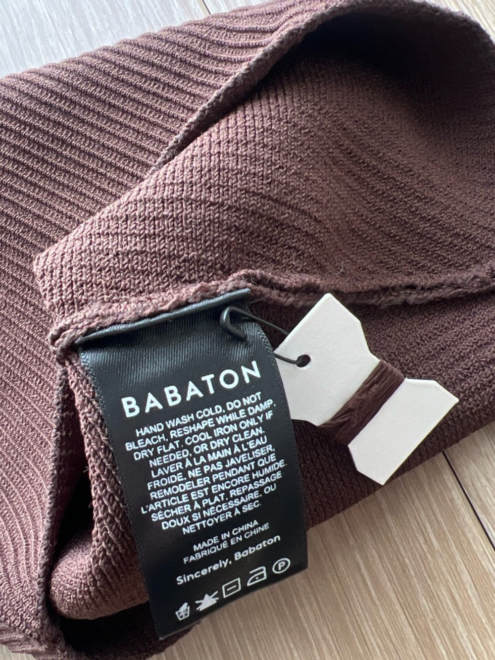 Aritzia Babaton Ribbed Square-Neck Crop Tank in Deep Chocolate - Picture 4 of 4